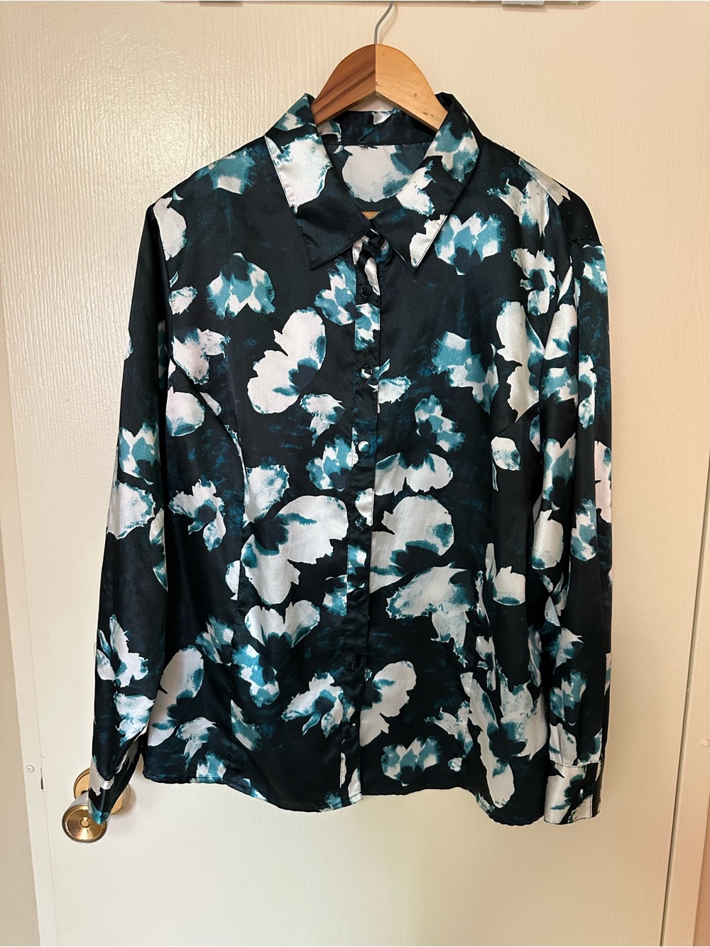 2 for 15 Floral Satin Long-Sleeve Shirt Jacket - Black & Teal